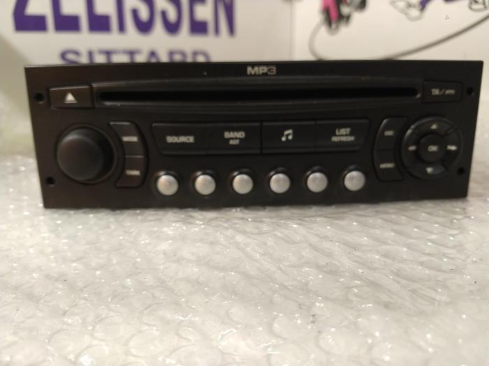 Radio CD player Citroen C3 Picasso  16V VTI 95 - 966591897701 BLAUPUNT
