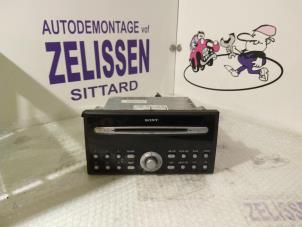 Usagé Radio/Lecteur CD Ford Focus 2 Wagon 1.6 16V Prix € 73,50 Règlement à la marge proposé par Zelissen V.O.F. autodemontage