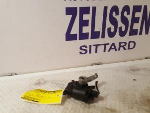 Used Heater valve motor Ford Fiesta 6 (JA8) 1.4 TDCi Price on request offered by Zelissen V.O.F. autodemontage