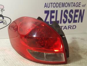 Used Taillight, left Renault Clio III (BR/CR) 1.5 dCi 85 Price € 42,00 Margin scheme offered by Zelissen V.O.F. autodemontage