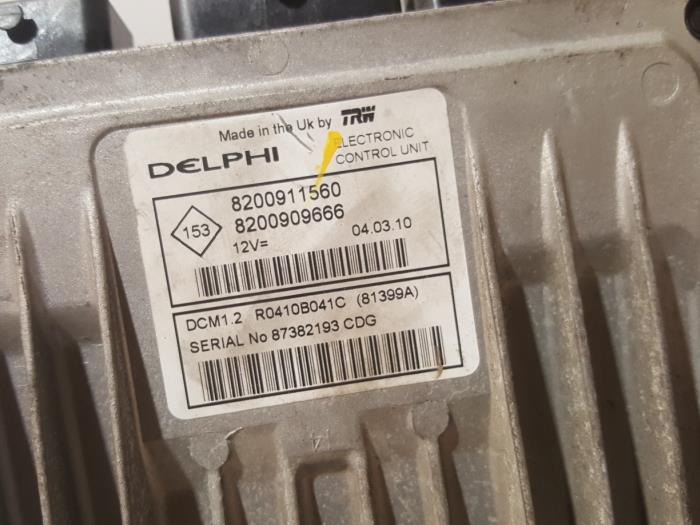 Used Engine management computer Renault Clio III (BR/CR) 1.5 dCi 85 Price on request offered by Zelissen V.O.F. autodemontage