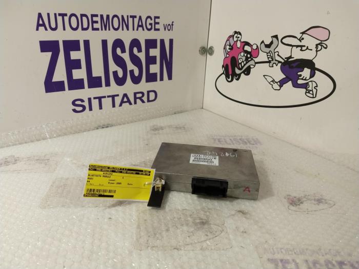 Usados Módulo Bluetooth Audi A4 Avant (B7) 3.0 TDI V6 24V Precio de solicitud ofrecido por Zelissen V.O.F. autodemontage