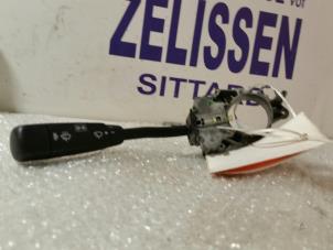 Używane Przelacznik wycieraczki Mercedes CLK Cena na żądanie oferowane przez Zelissen V.O.F. autodemontage