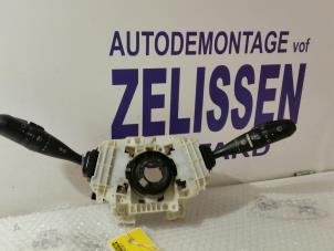 Usagé Commodo d'essuie glace Mitsubishi Colt (Z2/Z3) 1.1 12V Prix sur demande proposé par Zelissen V.O.F. autodemontage