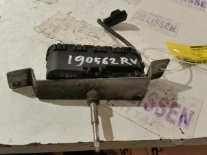Used Headlight washer motor Volvo XC70 (SZ) XC70 2.4 T 20V Price on request offered by Zelissen V.O.F. autodemontage