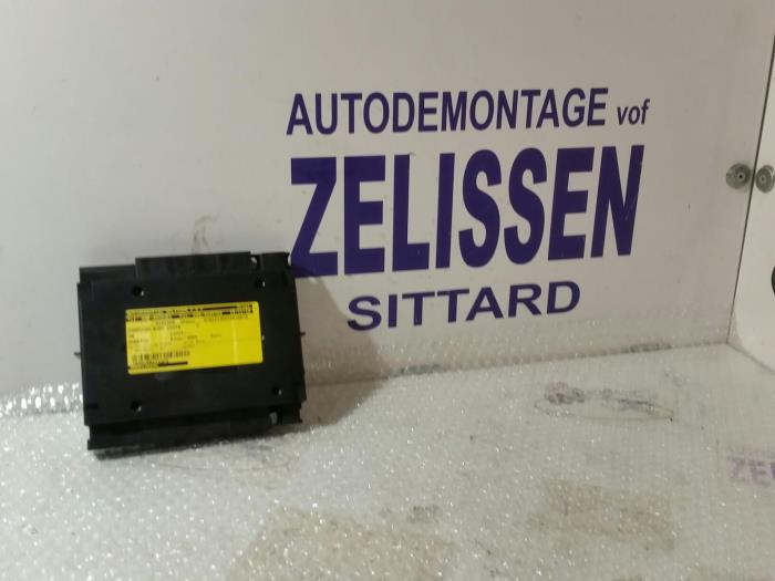Used Body control computer Volkswagen Phaeton Price on request offered by Zelissen V.O.F. autodemontage
