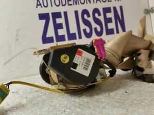 Usados Cinturón de seguridad izquierda detrás Volkswagen Phaeton Precio de solicitud ofrecido por Zelissen V.O.F. autodemontage