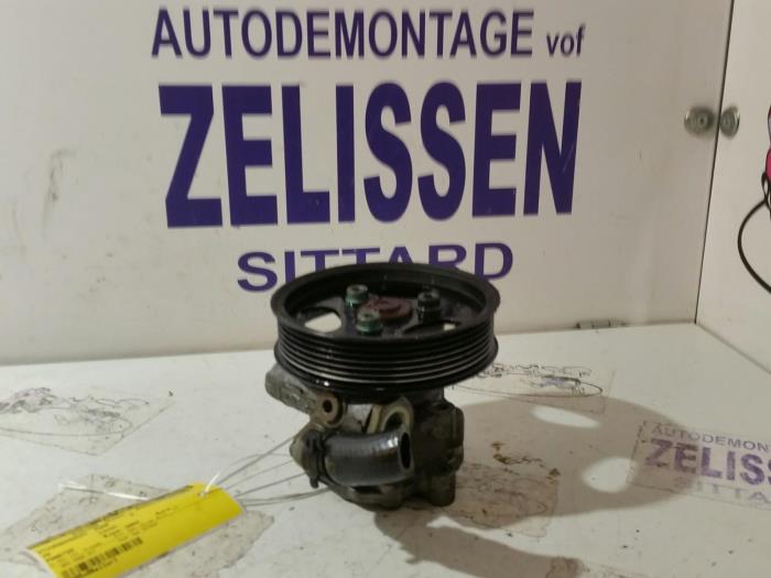 Usagé Pompe de direction Volkswagen Phaeton Prix sur demande proposé par Zelissen V.O.F. autodemontage