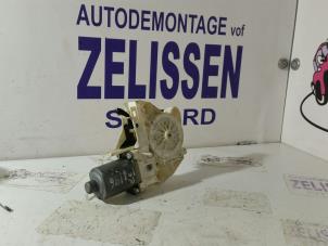 Używane Silnik szyby drzwiowej Ford Focus 2 Wagon 1.6 16V Cena na żądanie oferowane przez Zelissen V.O.F. autodemontage