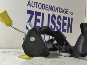 Usagé Ceinture avant droit Volkswagen Caddy Prix € 36,75 Règlement à la marge proposé par Zelissen V.O.F. autodemontage