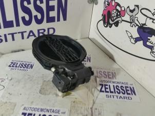 Used Tank cap cover hinge Opel Adam Price on request offered by Zelissen V.O.F. autodemontage