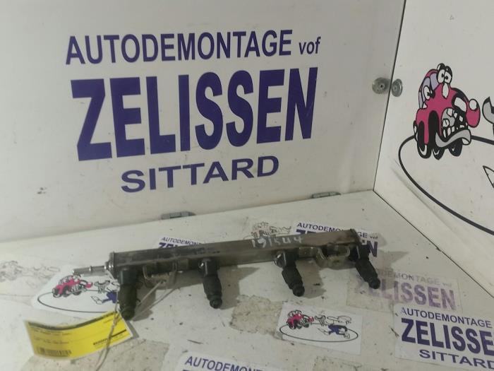 Usagé Système d'injection Ford Mondeo III 2.0 16V Prix sur demande proposé par Zelissen V.O.F. autodemontage