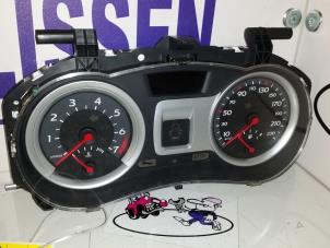 Used Instrument panel Renault Clio Price on request offered by Zelissen V.O.F. autodemontage