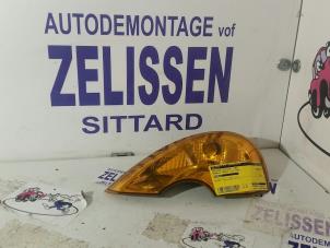 Gebrauchte Blinkerglas links Renault Modus/Grand Modus (JP) 1.4 16V Preis € 21,00 Margenregelung angeboten von Zelissen V.O.F. autodemontage
