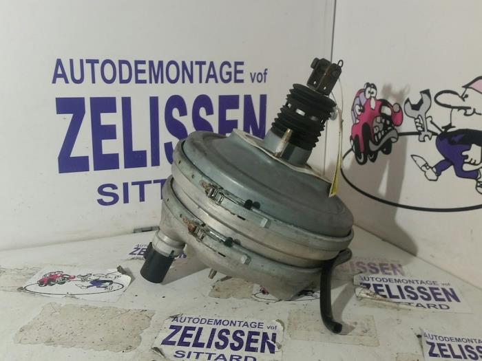 Usagé Assistant de freinage Mercedes S (W220) 3.2 S-320 18V Prix € 78,75 Règlement à la marge proposé par Zelissen V.O.F. autodemontage