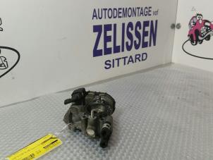 Gebrauchte Drosselklappengehäuse Opel Agila (A) 1.2 16V Preis € 42,00 Margenregelung angeboten von Zelissen V.O.F. autodemontage