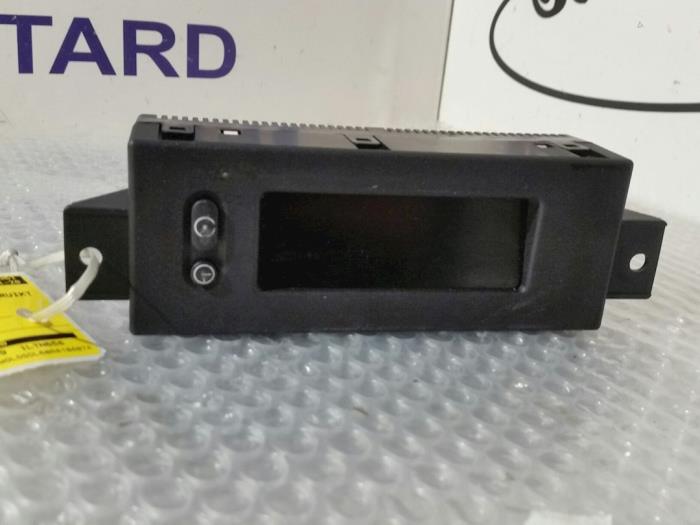 Begagnade Innerdisplay Opel Corsa Pris € 26,25 Marginaltabell erbjuds av Zelissen V.O.F. autodemontage