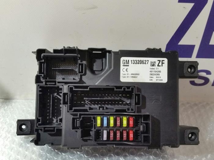 Fuse box from a Opel Corsa 2010