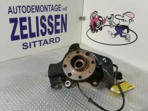 Usagé Suspension de roue avant droite Opel Corsa Prix € 36,75 Règlement à la marge proposé par Zelissen V.O.F. autodemontage