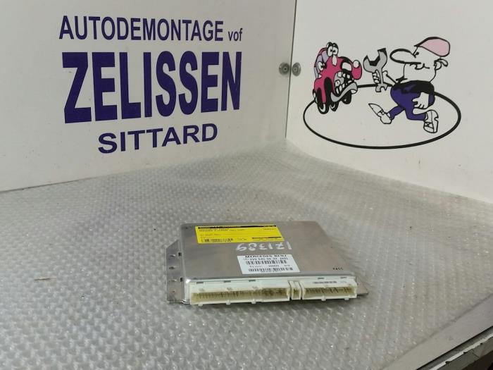 Begagnade Luftfjädringsmodul Mercedes S (W220) 3.2 S-320 18V Pris € 105,00 Marginaltabell erbjuds av Zelissen V.O.F. autodemontage