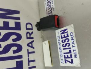 Used Rear seatbelt buckle, right Audi A5 Quattro (B8C/S) Price € 26,25 Margin scheme offered by Zelissen V.O.F. autodemontage