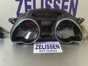 Usagé Instrument de bord Audi A5 Quattro (B8C/S) Prix € 210,00 Règlement à la marge proposé par Zelissen V.O.F. autodemontage