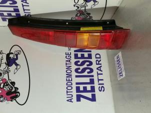Gebrauchte Rücklicht links Mitsubishi Space Runner (N6) 2.0i 16V GLX Preis € 36,75 Margenregelung angeboten von Zelissen V.O.F. autodemontage