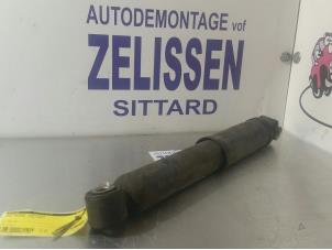 Używane Amortyzator wstrzasów lewy przód Opel Movano Cena € 47,25 Procedura marży oferowane przez Zelissen V.O.F. autodemontage