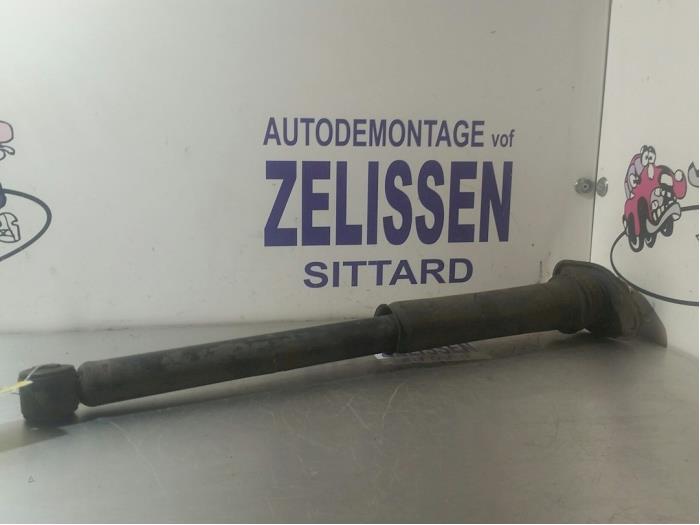 Front shock absorber, right from a Mitsubishi Space Runner (N6) 2.0i 16V GLX 2001