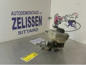 Używane Glówny cylinder hamulcowy Volkswagen Golf V (1K1) 1.9 TDI Cena € 36,75 Procedura marży oferowane przez Zelissen V.O.F. autodemontage