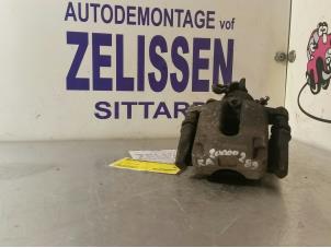 Used Rear brake calliper, right Peugeot 307 (3A/C/D) 2.0 16V Price € 35,00 Margin scheme offered by Zelissen V.O.F. autodemontage