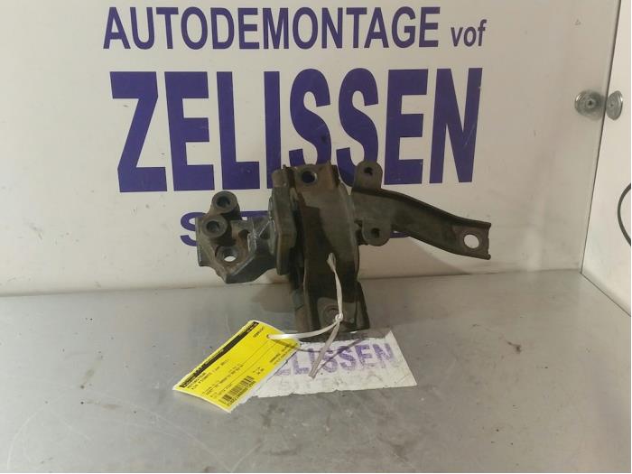 Used Engine mount Kia Picanto (BA) 1.0 12V Price € 31,50 Margin scheme offered by Zelissen V.O.F. autodemontage