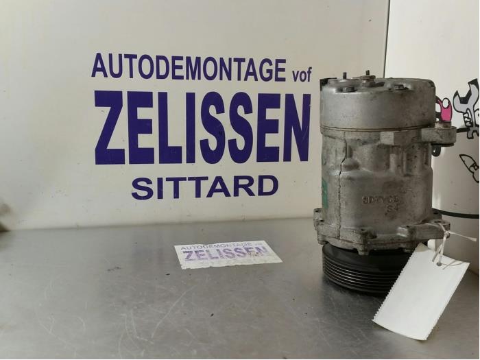 Air conditioning pump from a Volkswagen Beetle 2000