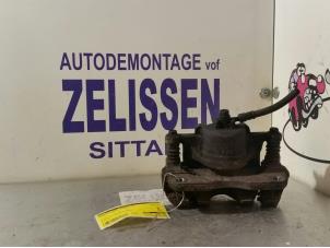 Usagé Etrier de frein avant droit Suzuki Liana (ERC/ERD/RH4) 1.6 MPi 16V Prix € 26,25 Règlement à la marge proposé par Zelissen V.O.F. autodemontage