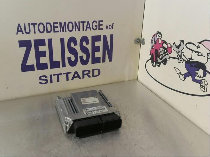 Used Engine management computer BMW 5 serie (E60) 530d 24V Price € 262,50 Margin scheme offered by Zelissen V.O.F. autodemontage