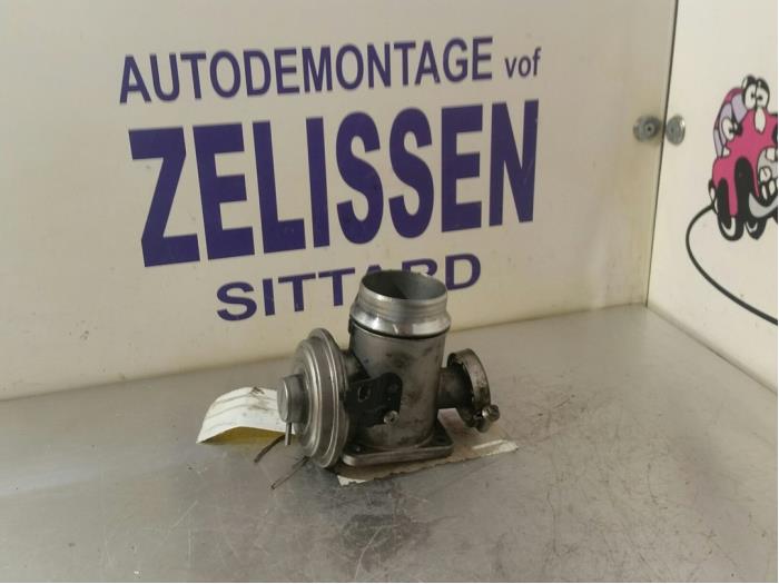 Gebrauchte AGR Ventil BMW 5 serie (E60) 530d 24V Preis € 52,50 Margenregelung angeboten von Zelissen V.O.F. autodemontage