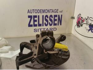 Used Front suspension system, left Volkswagen Caddy III (2KA,2KH,2CA,2CH) 2.0 SDI Price € 47,25 Margin scheme offered by Zelissen V.O.F. autodemontage