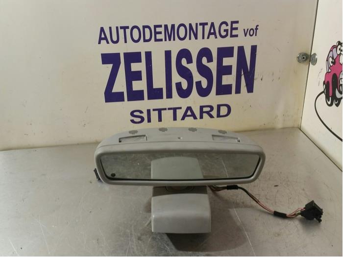 Używane Lusterko wewnetrzne Mercedes S (W220) 5.5 S-600 36V Twin Turbo Cena € 78,75 Procedura marży oferowane przez Zelissen V.O.F. autodemontage