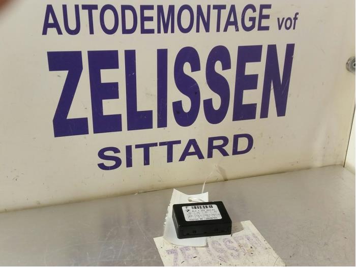 Begagnade Regnsensor BMW X1 (E84) xDrive 20d 2.0 16V Pris € 42,00 Marginaltabell erbjuds av Zelissen V.O.F. autodemontage