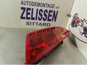 Usagé Feu arrière secondaire gauche Fiat Grande Punto (199) 1.4 Prix € 47,25 Règlement à la marge proposé par Zelissen V.O.F. autodemontage