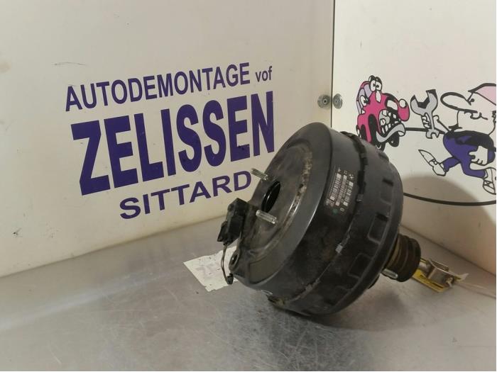 Usagé Servo frein BMW X1 (E84) xDrive 20d 2.0 16V Prix € 78,75 Règlement à la marge proposé par Zelissen V.O.F. autodemontage