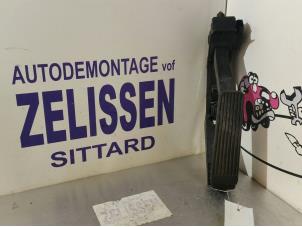 Used Accelerator pedal Mercedes S (W220) 5.5 S-600 36V Twin Turbo Price € 99,75 Margin scheme offered by Zelissen V.O.F. autodemontage
