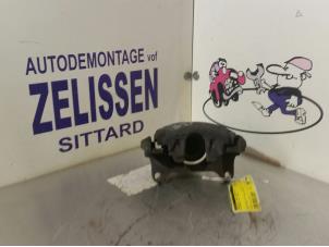 Używane Zacisk hamulcowy prawy przód Volkswagen Passat CC (357) 2.0 TDI 16V 135 Cena € 42,00 Procedura marży oferowane przez Zelissen V.O.F. autodemontage