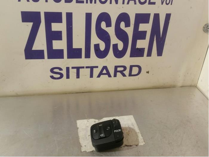 Air conditioning switch from a Mercedes-Benz S (W220) 5.5 S-600 36V Twin Turbo 2003