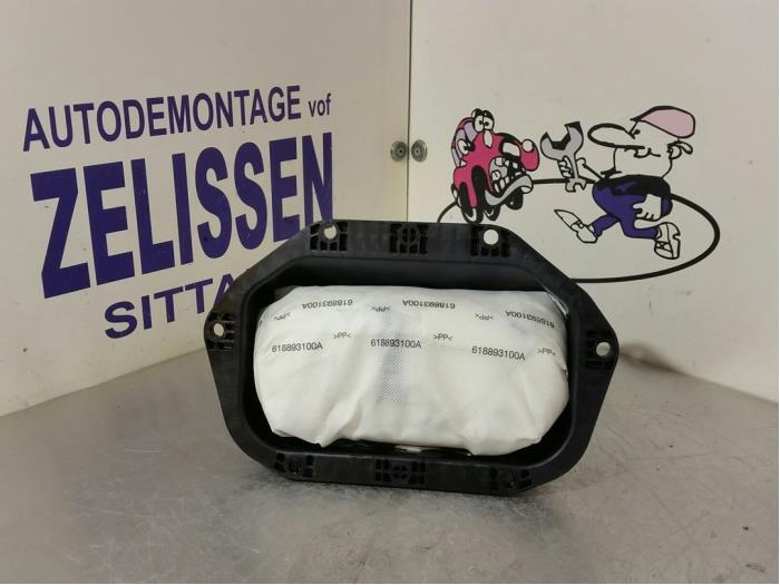 Airbag droite (tableau de bord) d'un Opel Insignia Sports Tourer 1.6 CDTI 16V 136 2017