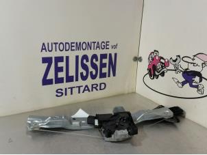 Usagé Mécanique vitre 4portes arrière gauche Opel Insignia Sports Tourer 1.6 CDTI 16V 136 Prix € 131,25 Règlement à la marge proposé par Zelissen V.O.F. autodemontage