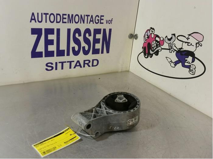 Used Engine mount Opel Insignia Sports Tourer 1.6 CDTI 16V 136 Price € 26,25 Margin scheme offered by Zelissen V.O.F. autodemontage