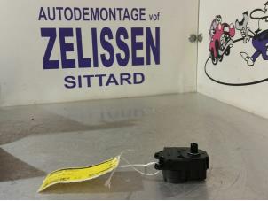 Usagé Clapet chauffage moteur Opel Astra K Sports Tourer 1.0 Turbo 12V Prix € 21,00 Règlement à la marge proposé par Zelissen V.O.F. autodemontage