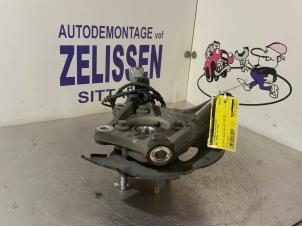 Usagé Suspension de roue avant droite Opel Astra K Sports Tourer 1.0 Turbo 12V Prix € 78,75 Règlement à la marge proposé par Zelissen V.O.F. autodemontage