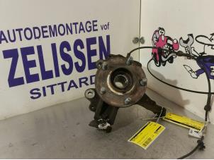 Usagé Moyeu de roue avant Ford Focus 2 Wagon 1.6 16V Prix € 52,50 Règlement à la marge proposé par Zelissen V.O.F. autodemontage